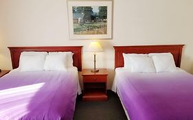 Moosomin Country Squire Inn